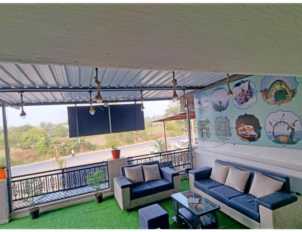 Hari Homestay, Garudeshwar Екстериор снимка